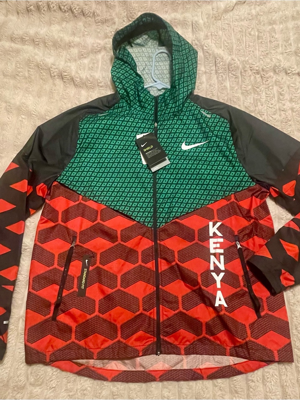 Nike Green & Red Kenya Graphic Hooded Windbreaker